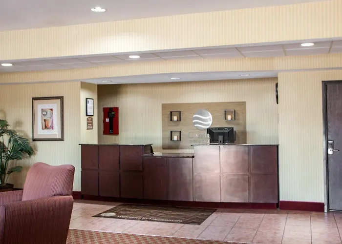 Comfort Inn & Suites Harrisonville