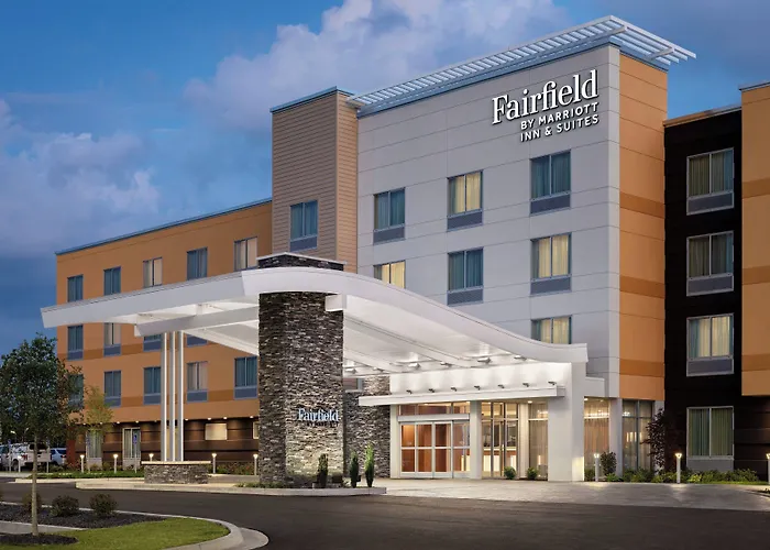 Fairfield By Marriott Inn & Suites Kansas City At The Legends